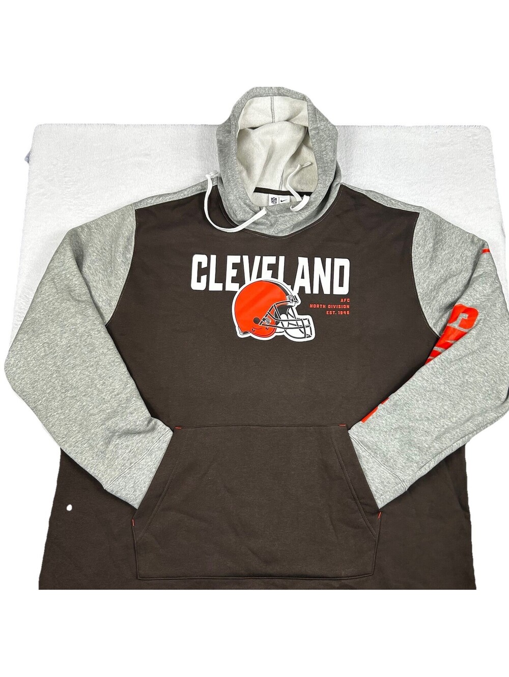 CLEVELAND BROWNS Nike Hoodie Men's 2XL Brown Gray Athletic Comfortable Warm